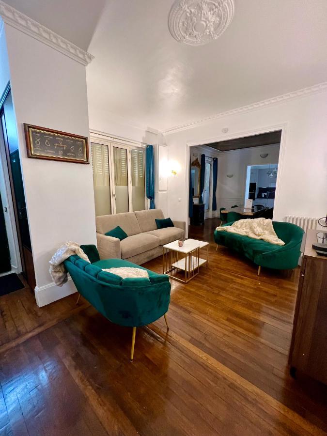 Appartement De Luxe Avec Fresque, Hyper Centre Et Parking Sure Fontainebleau Bagian luar foto