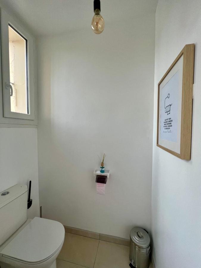 Appartement De Luxe Avec Fresque, Hyper Centre Et Parking Sure Fontainebleau Bagian luar foto