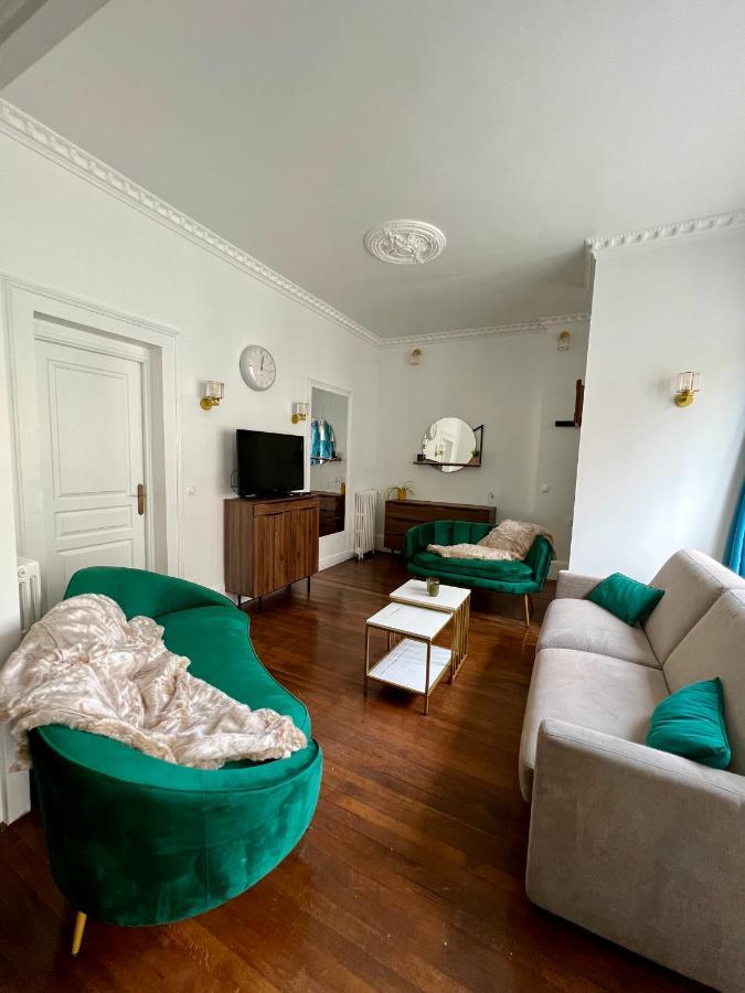 Appartement De Luxe Avec Fresque, Hyper Centre Et Parking Sure Fontainebleau Bagian luar foto
